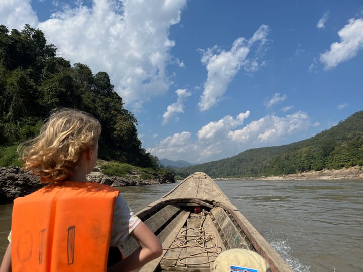 Long tail boat