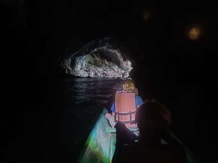 Koglor ou un voyage au centre de la Terre